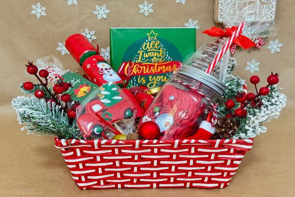 The Christmas Tree Basket